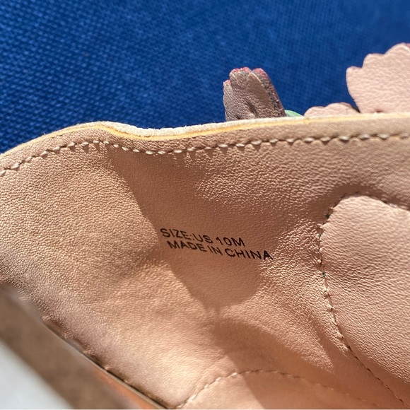 Kate Spade Cactus ๐ต Leather Slides - Picture 6 of 13